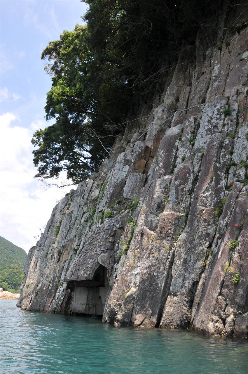 熊野川の畳石